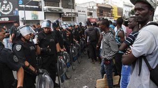 La ONU pidió a la Argentina poner fin al excesivo control policial a los manteros africanos