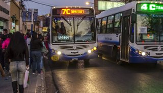 Anoche los salteños pudieron regresar a sus casas en colectivo