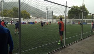 Tras la semana más difícil Gimnasia entrenó con custodia policial
