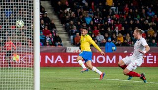 Brasil dio vuelta el resultado sobre el final y ganó