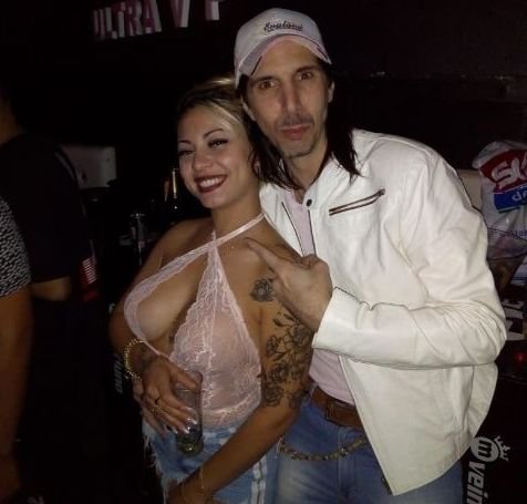"El Gigoló" con nueva, joven e imponente novia - "El Gigoló" con nueva, joven e imponente novia
