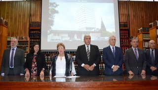 "La política no debe meterse en el Poder Judicial"