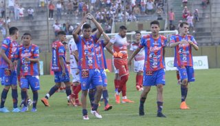 San Antonio sacó pasaje a la próxima ronda