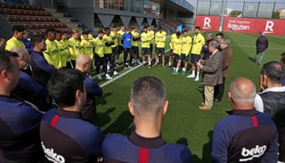 Barça, con problemas de salarios y vestuario