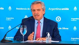 Alberto Fernández se reúne con epidemiólogos y recibirá a los movimientos sociales