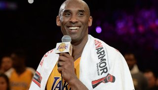 Miles de dólares por una toalla que usó Kobe Bryant