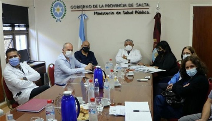 Salud admite una suba en la curva de contagios del virus