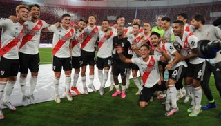 VIDEO. River gritó campeón: Goleó 5-0 a Racing y se quedó con la Supercopa Argentina