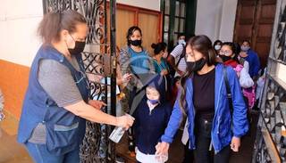 Con presencialidad plena, los chicos regresaron hoy a clases en Salta