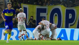 VIDEO. Boca perdió con Huracán luego de doce años en la Bombonera