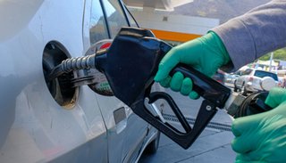 YPF aumentó entre un 9,5% y un 11,5% el precio de sus combustibles