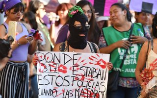 Video y postales de la marcha por el "Día de la Mujer" en la capital jujeña 