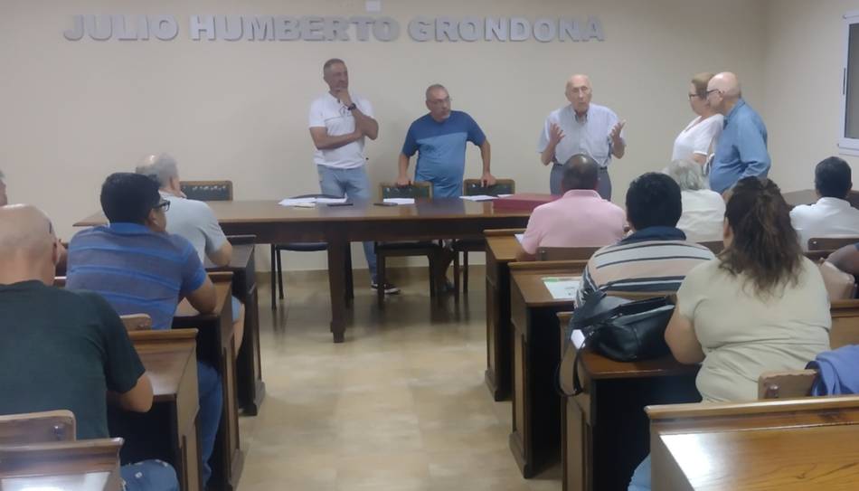 Merecido reconocimiento del fútbol salteño a Bruno Iezzi
