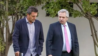 Denuncian a Alberto Fernández, Sergio Massa y al gabinete nacional