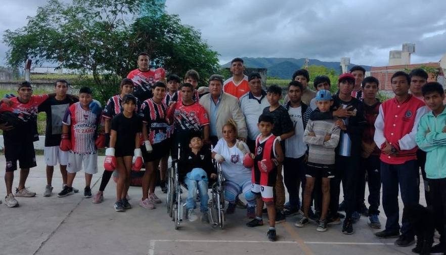 República de Castañares sumó el boxeo y asoma la práctica de vóley