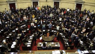 Aprobaron la Ley de Paridad de Género en la conformación de lista de candidatos
