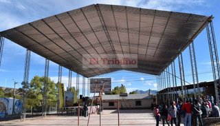 Inauguraron el techado del Polideportivo en Chorrillos