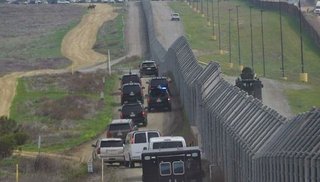 Trump amenaza con desplegar el Ejército en la frontera con México