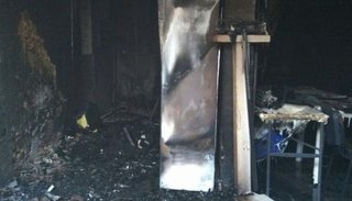 Contrataron al brujo para ganar, pero un error con las velas originó un voraz incendio