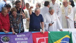 Lula oficializó su candidatura a la presidencia de Brasil