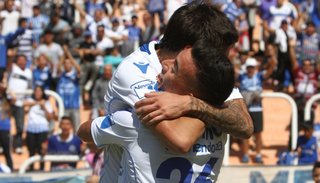 Godoy Cruz condenó a Temperley y se aferra al título