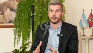 A pesar de las críticas, el Gobierno dijo que no dará marcha atrás con el aumento de las tarifas