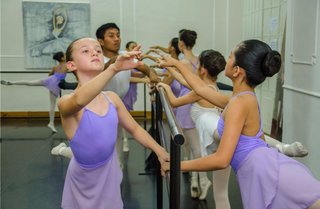 Escuela de Ballet de la Provincia, un proyecto que democratiza la danza
