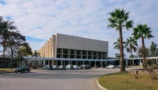 Seom alerta por pase a planta de funcionarios