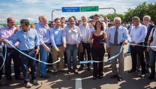Tras 10 años, se inauguró la autopista de la ruta nacional 50