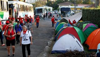 Tiroteo en vigilia a favor de Lula