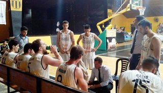 Central de Ceres cortó la racha de Salta Basket