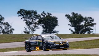 Facu Conta dio sus primeros giros para Renault Sport