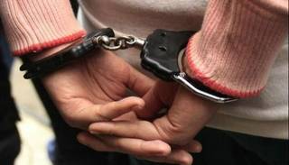 Imputan a una joven por crimen de su pareja