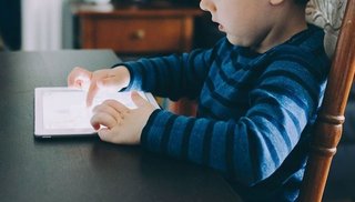 Un niño de 3 años bloqueó el iPad de su padre hasta 2067