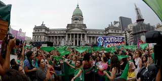 El 28 de mayo volverán a presentar el proyecto por el aborto legal y gratuito