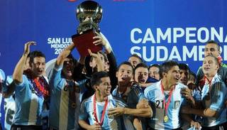 Los chicos del Sub-17 recibieron una paliza, pero se consagraron campeones