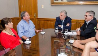 Trabajadores mercantiles se reunieron con el Gobernador