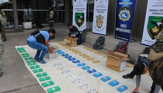 Incautan cocaína por más de 140 millones de pesos