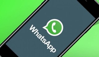 Correos y WhatsApp en el ámbito laboral