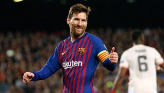 Lionel Messi quedó a tres goles de los 600