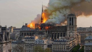 Siguen frágiles tres zonas de Notre Dame