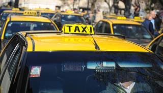 Asesinan a un taxista en Rosario y hay paro por 24 horas