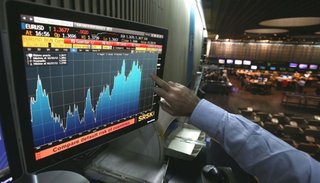 El riesgo país llegó a la marca más elevada en casi un lustro