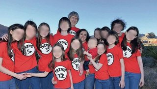Perpetua para la pareja que durante años torturó a sus 13 hijos