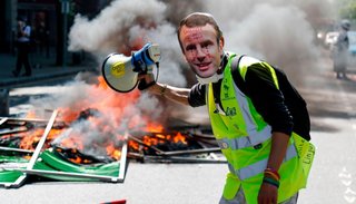 Los "chalecos amarillos" volvieron a marchar en París y hay incidentes