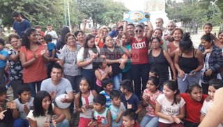Video. Brenda "La Pumita" Carabajal volvió a su pueblo