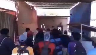 Una "pueblada" de originarios quiso vengar la muerte de una nena