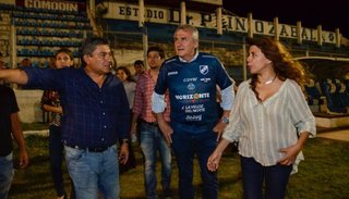 El gobernador realizó una visita a Perico