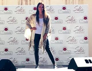 Seclantás fue escenario de un desfile de moda y un show musical de primer nivel