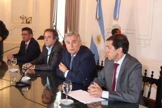 Se pagará bono de 2 mil pesos a los estatales el próximo mes
